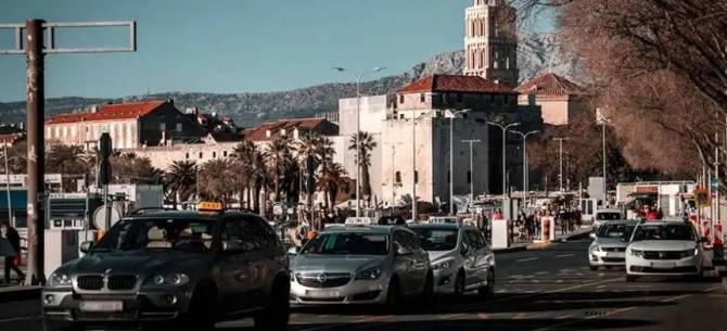 Tout ce que vous devez savoir sur les routes croates: Guide 2024